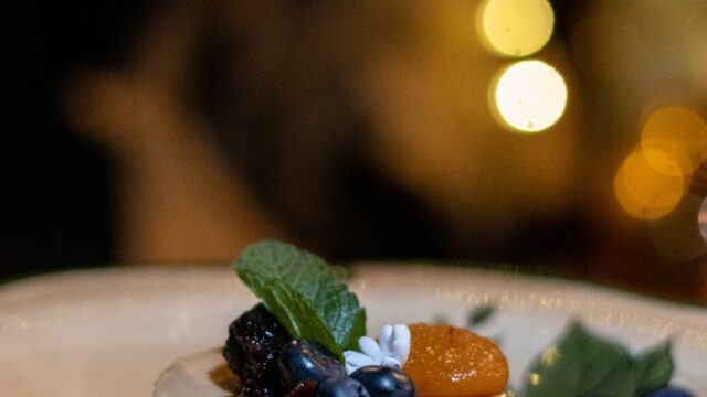 06D4E513-5D93-4E4A-A8E4-02022530F772