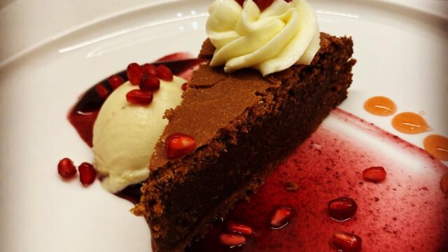 21F15337-354A-4DAE-B5E3-F7DE03D05D66