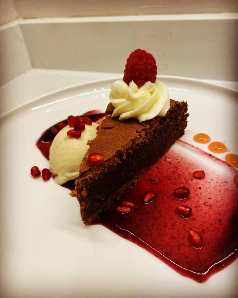 21F15337-354A-4DAE-B5E3-F7DE03D05D66