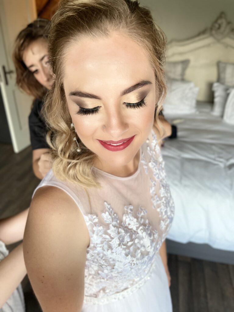 7A997060-F2C8-4060-BA32-011A7EFF1A2A