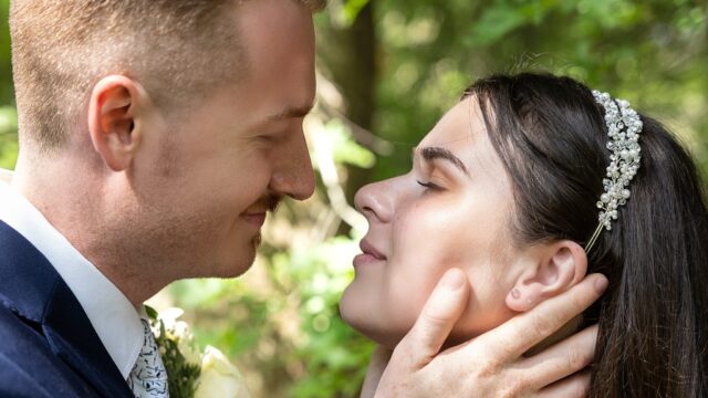 8B2C070A-45E4-46F9-95EF-161AACF83ADA