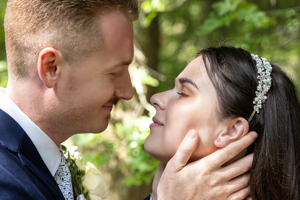 8B2C070A-45E4-46F9-95EF-161AACF83ADA